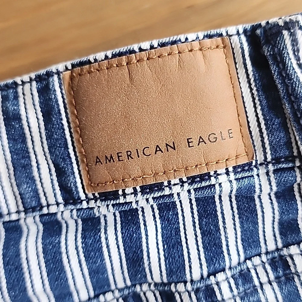 American Eagle Next Level Stretch Striped Shorts - 6